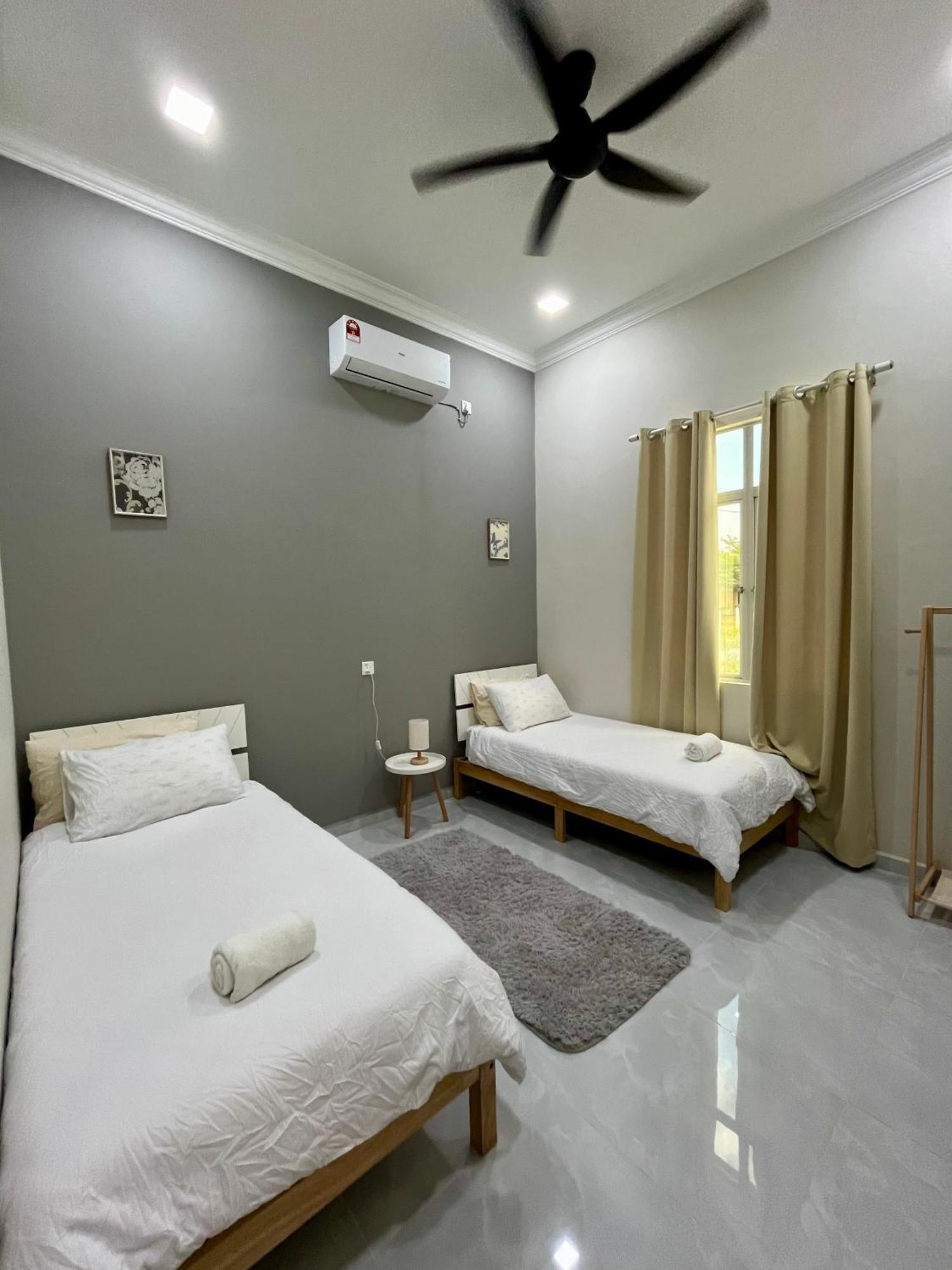 The Broms Villa Kuala Terengganu Exterior foto